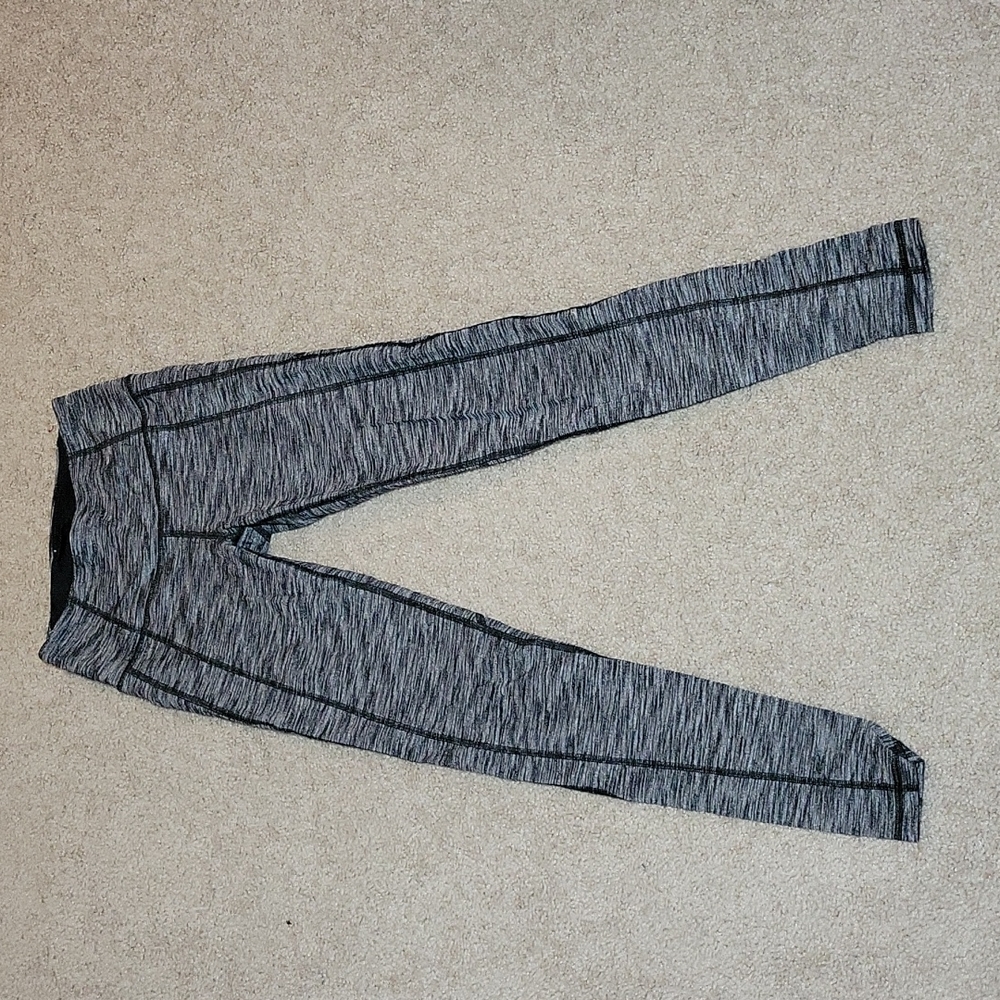 Gray pocket tights